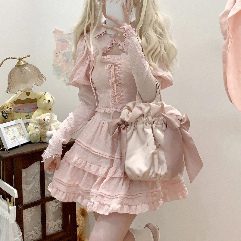 Gothic Lolita & Sweet Lolita